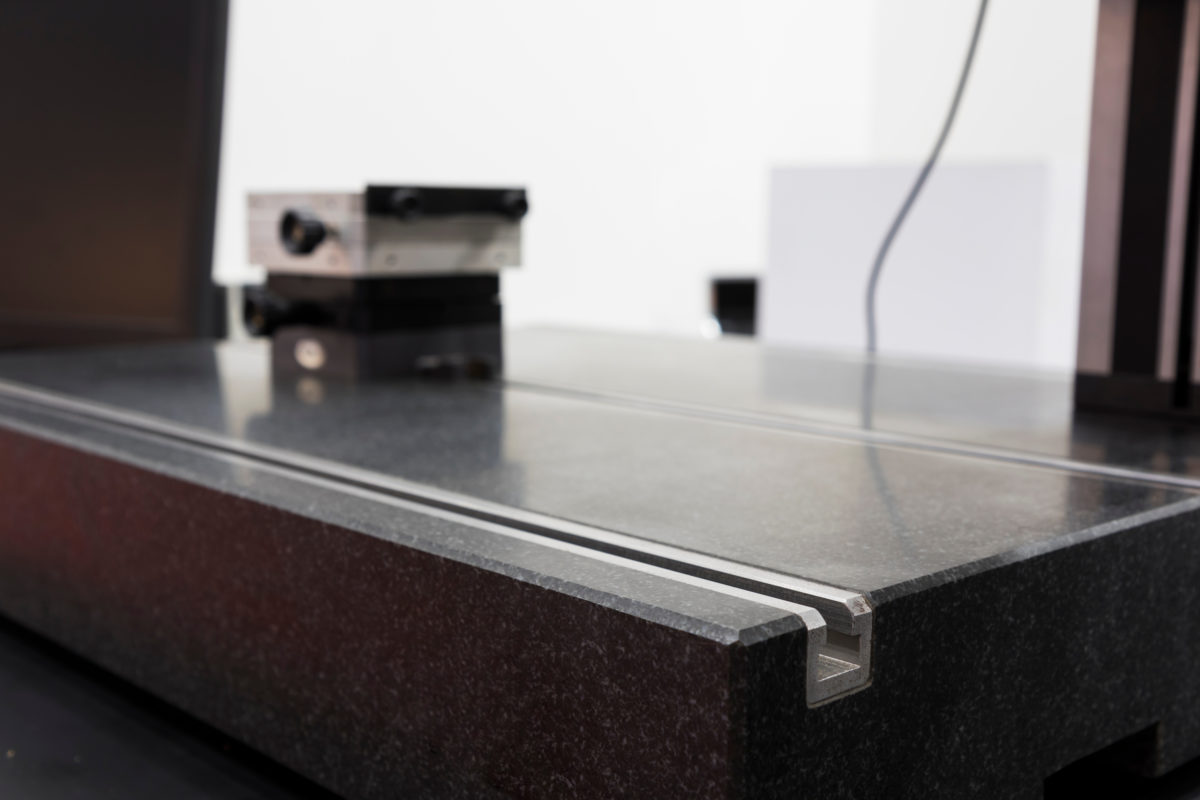 Large Metal Surface Plate Calibration HamarLaser